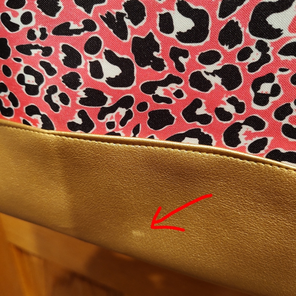 Simply Southern Pink Leopard Print Tote Bag With Gold Accents - Picture 5 of 9